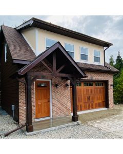 Executive Coach House Garage